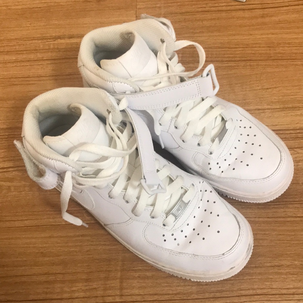 NIKE AIR FORCE 1 HIGH TOP